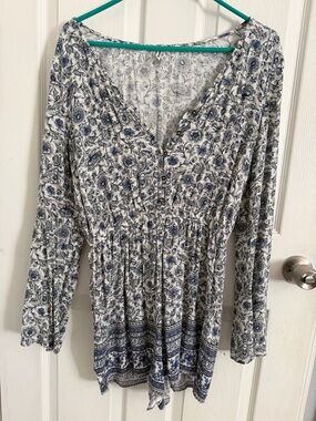 Mudd Blue & White Floral V-Neck Romper